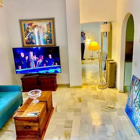 Apartment Elegant In Del Golf, 5 Stars & Front Line Golf In Puerto Banus