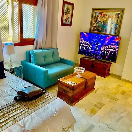 Elegant In Del Golf, 5 Stars & Front Line Golf In Puerto Banus Apartment