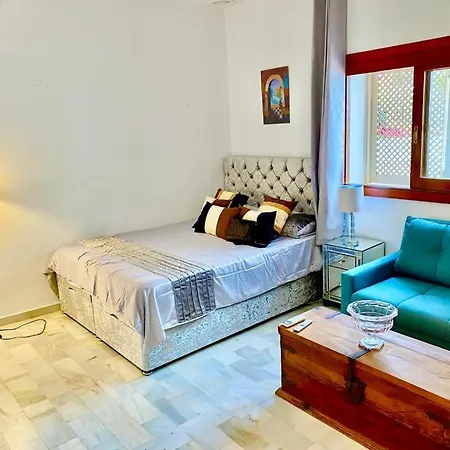 Elegant In Del Golf, 5 Stars & Front Line Golf In Puerto Banus Apartment Marbella