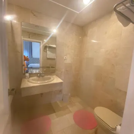 Elegant In Del Golf, 5 Stars & Front Line Golf In Puerto Banus Apartment Marbella