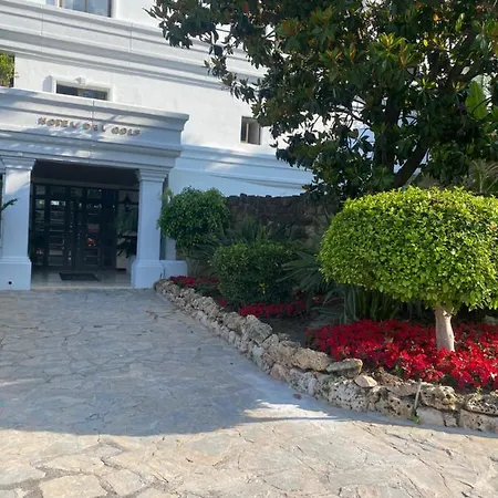 Elegant In Del Golf, 5 Stars & Front Line Golf In Puerto Banus *