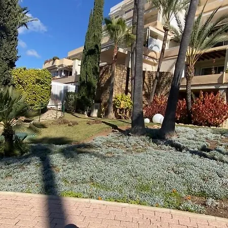 Elegant In Del Golf, 5 Stars & Front Line Golf In Puerto Banus Apartment