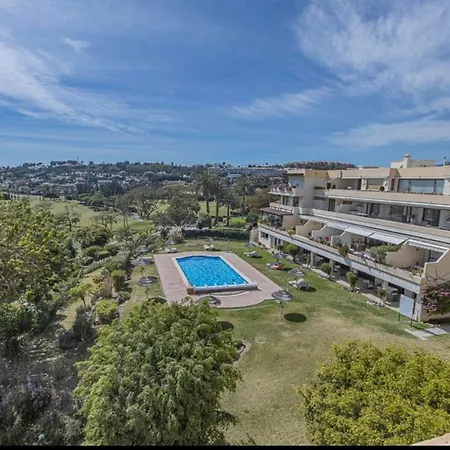 Elegant In Del Golf, 5 Stars & Front Line Golf In Puerto Banus *